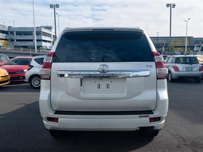2016 Toyota Land Cruiser Prado - Thumbnail