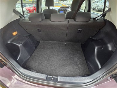 2015 Toyota Aqua - Thumbnail