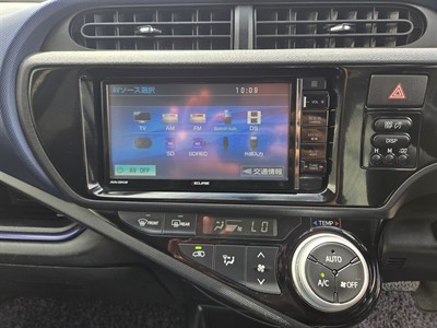 2015 Toyota Aqua - Thumbnail