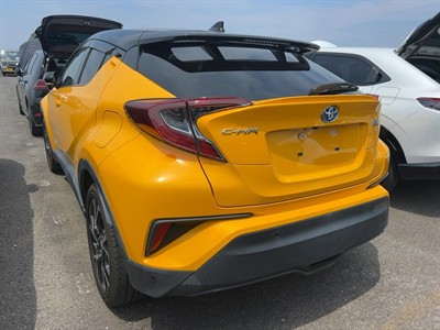 2018 Toyota C-HR - Thumbnail