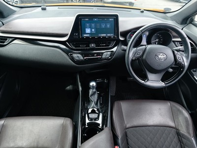 2018 Toyota C-HR - Thumbnail