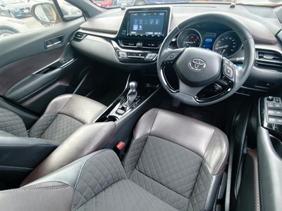 2018 Toyota C-HR - Thumbnail