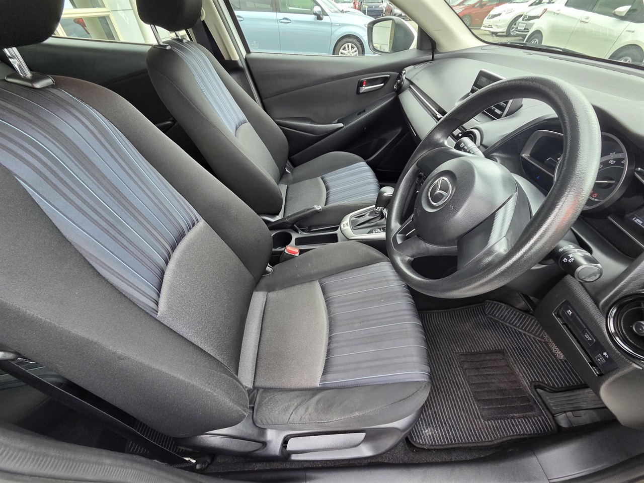 2016 Mazda Demio
