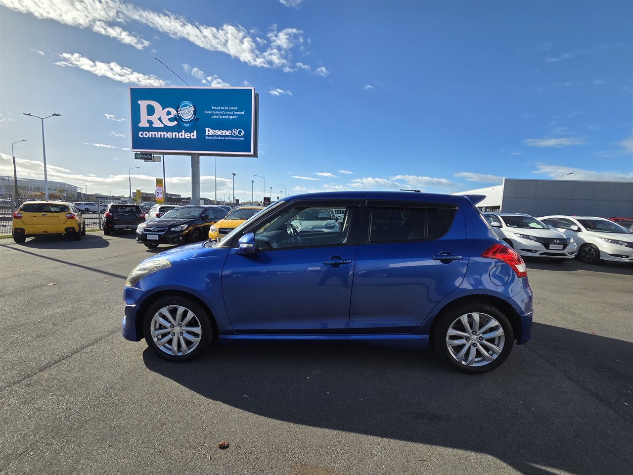 2013 Suzuki SWIFT