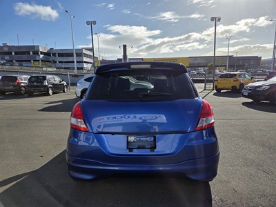 2013 Suzuki SWIFT - Thumbnail