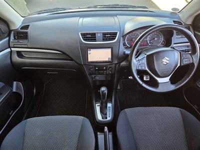 2013 Suzuki SWIFT - Thumbnail