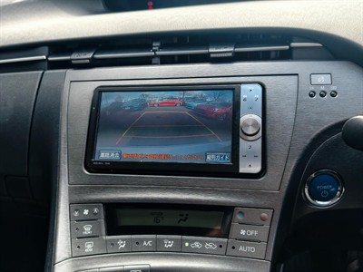 2012 Toyota Prius - Thumbnail