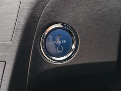 2012 Toyota Prius - Thumbnail