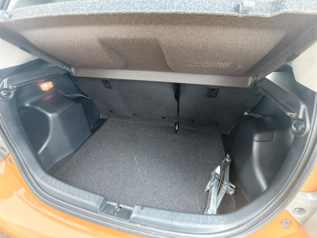 2013 Toyota Aqua