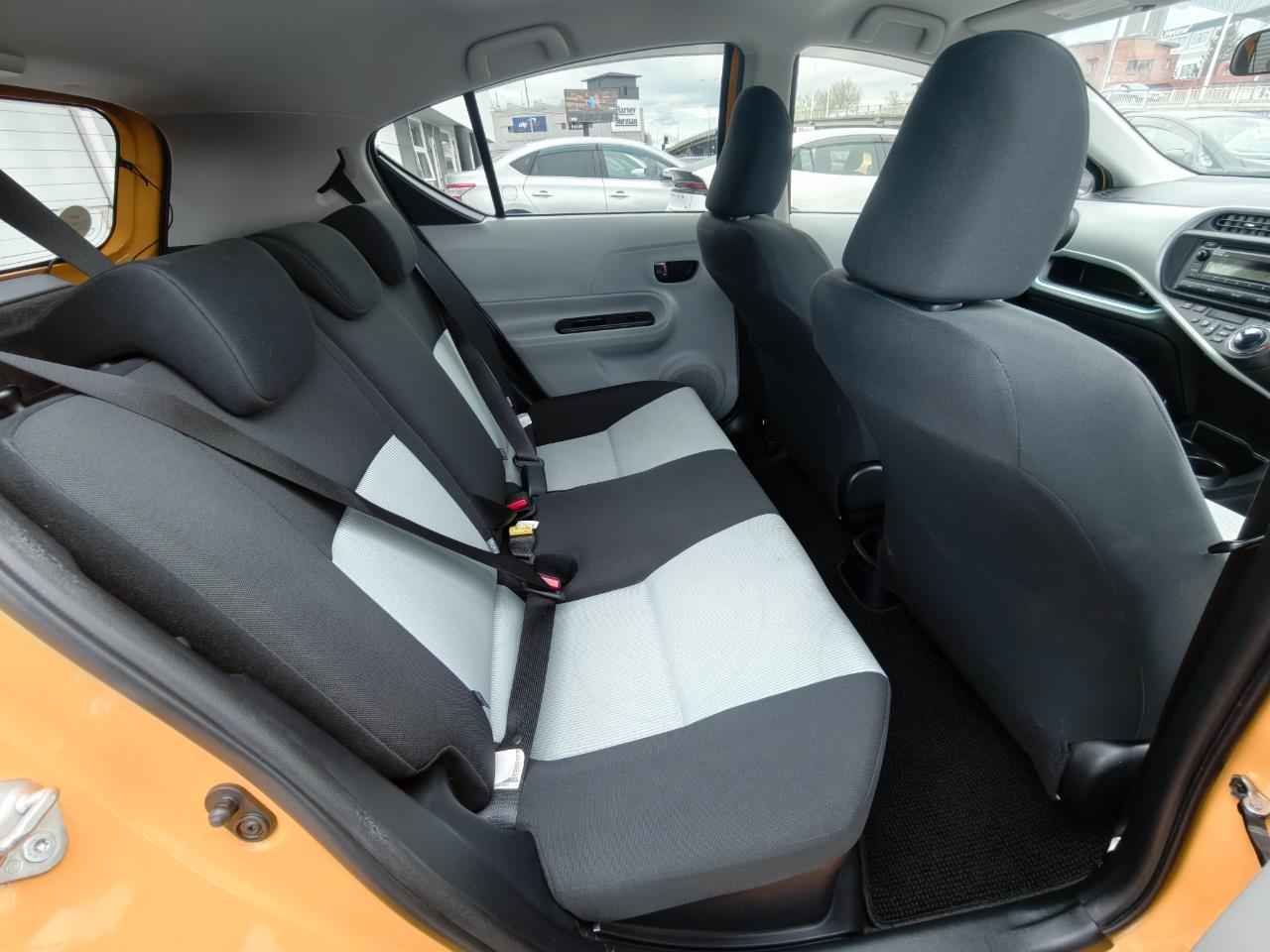 2013 Toyota Aqua