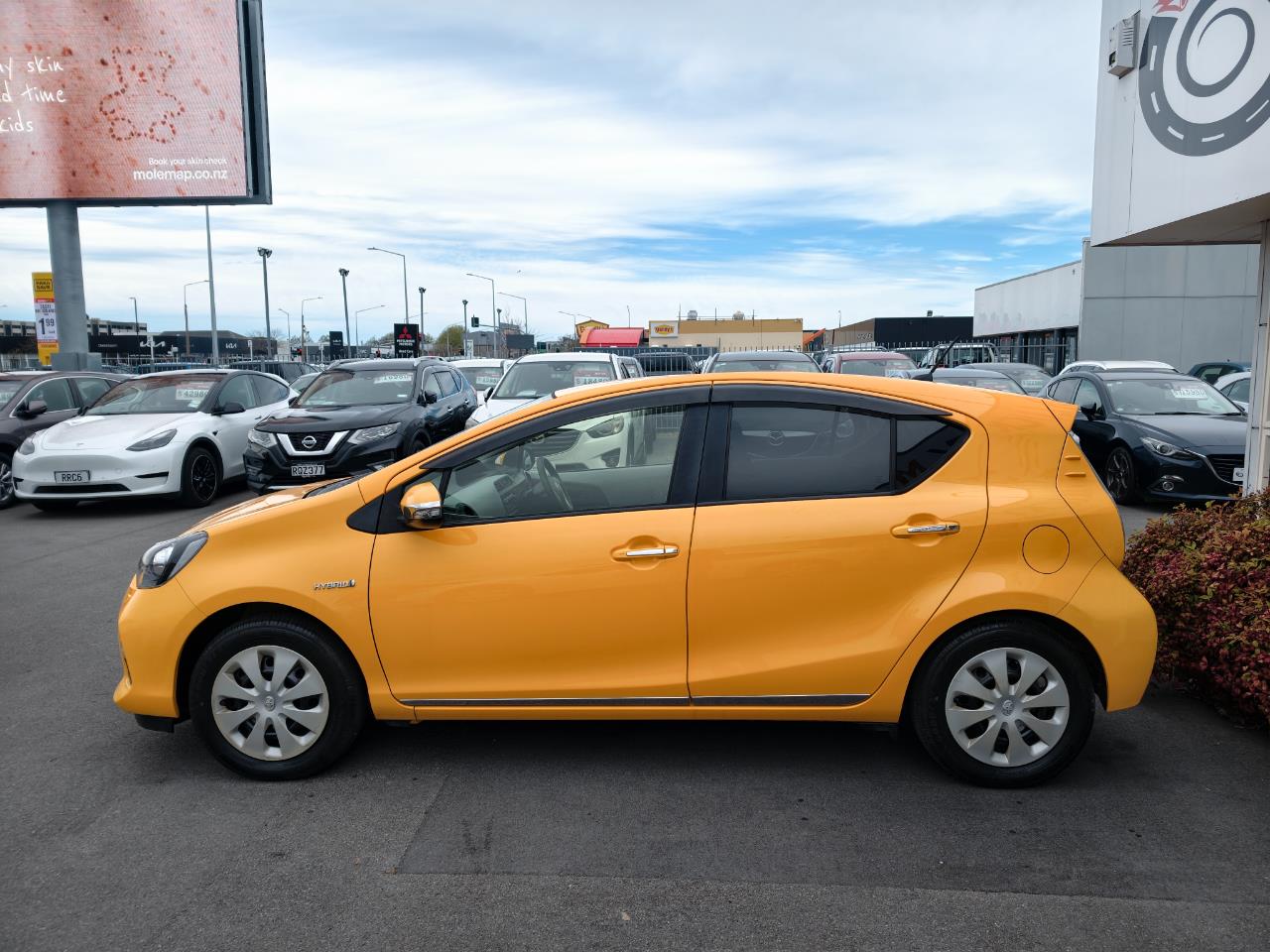 2013 Toyota Aqua