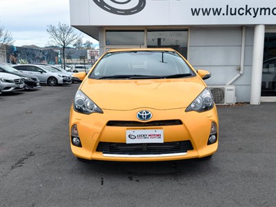 2013 Toyota Aqua - Thumbnail