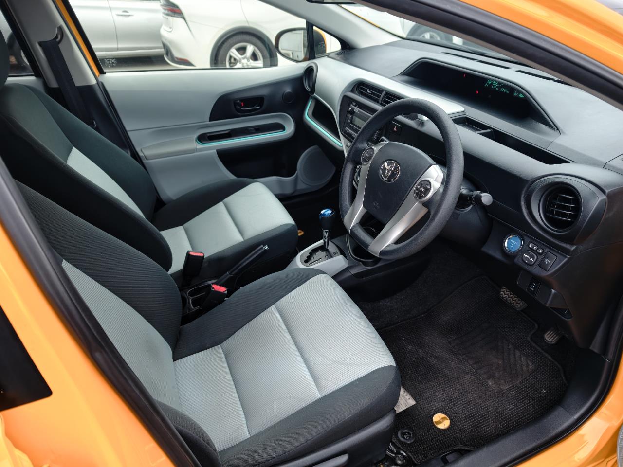 2013 Toyota Aqua
