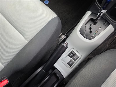 2012 Toyota Aqua - Thumbnail