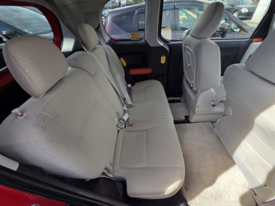 2014 Toyota Porte - Thumbnail