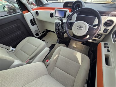 2014 Toyota Porte - Thumbnail