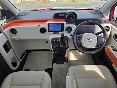 2014 Toyota Porte - Thumbnail