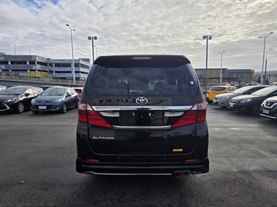 2013 Toyota Alphard - Thumbnail