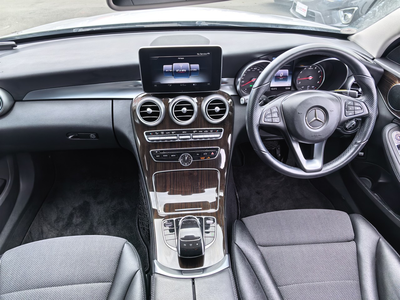2015 Mercedes-Benz C200