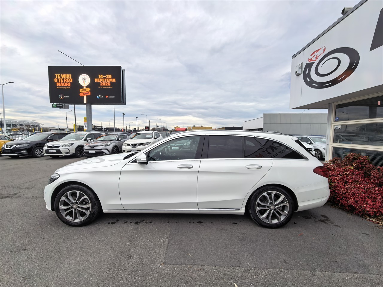 2015 Mercedes-Benz C200