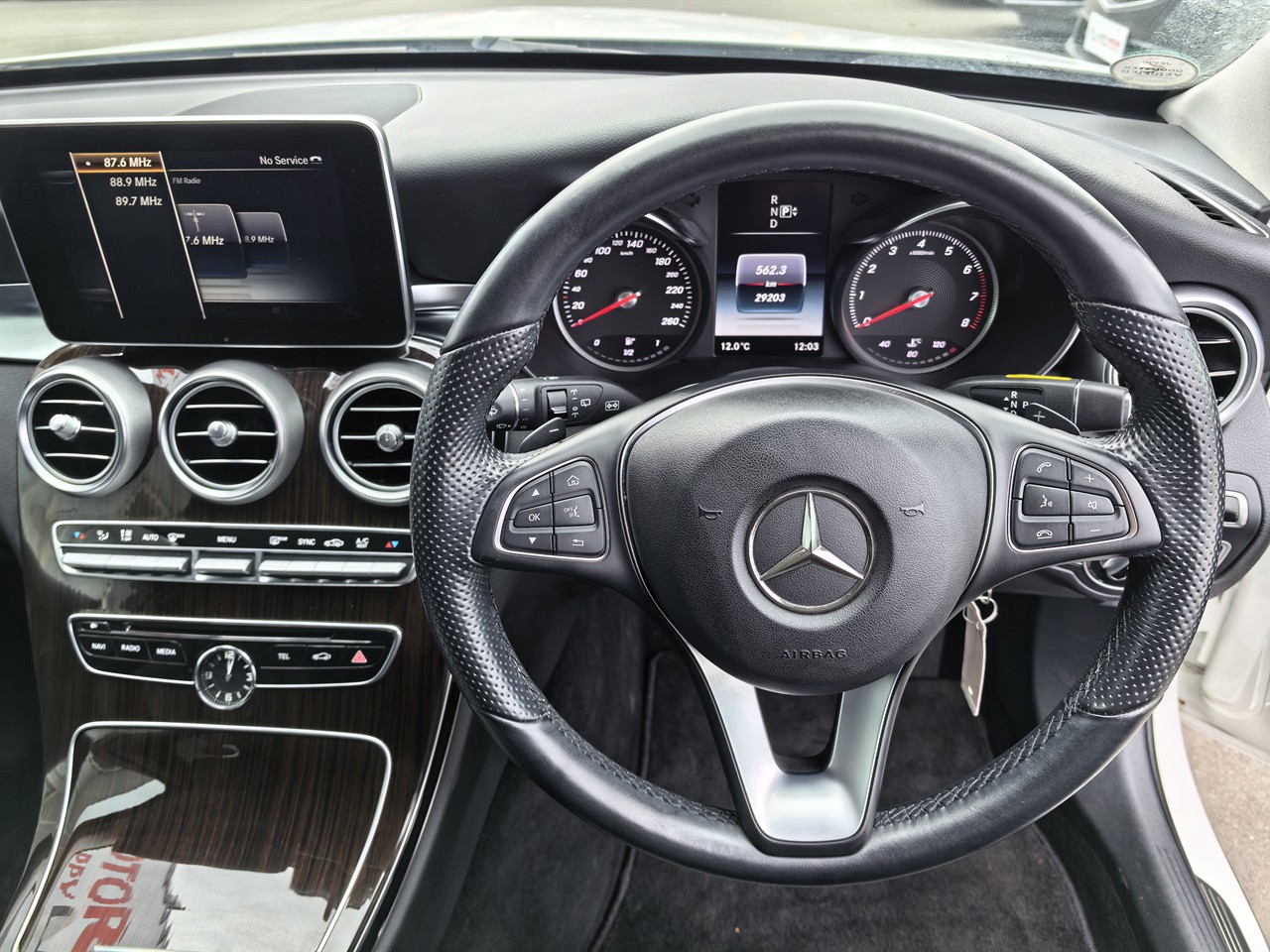 2015 Mercedes-Benz C200