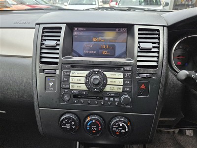 2004 Nissan Tiida - Thumbnail