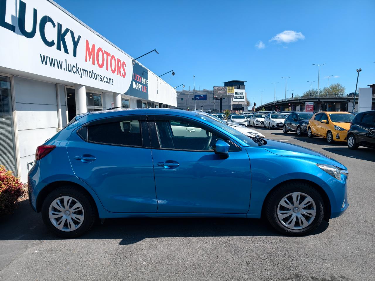 2016 Mazda Demio