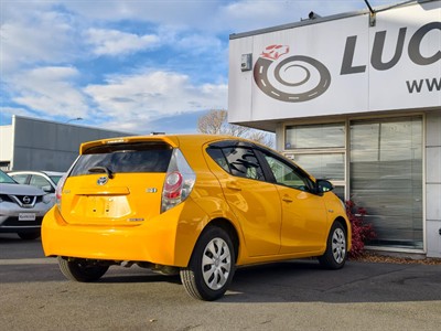 2014 Toyota Aqua - Thumbnail