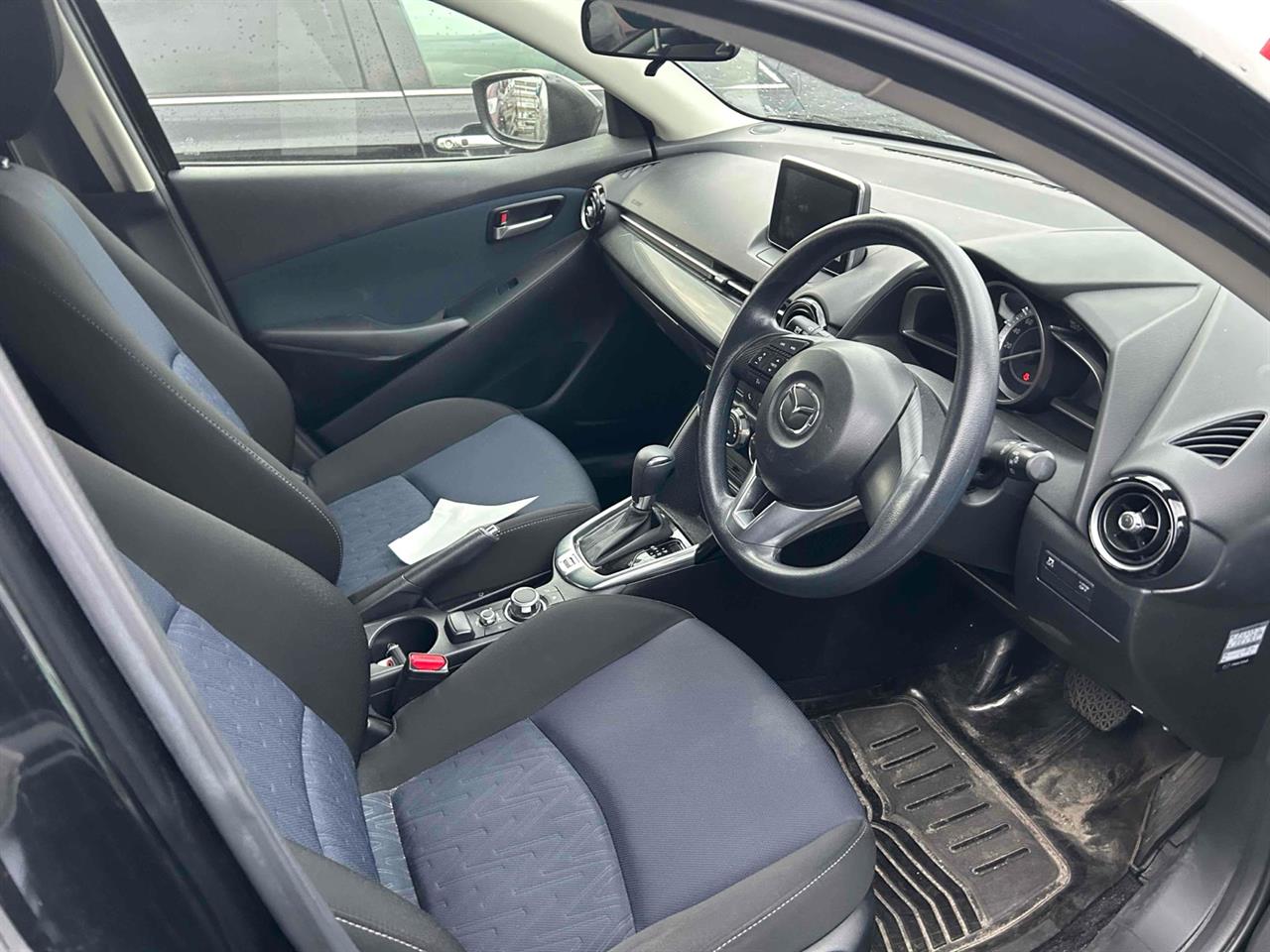 2016 Mazda Demio