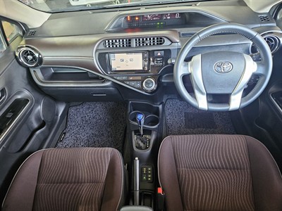 2016 Toyota Aqua - Thumbnail