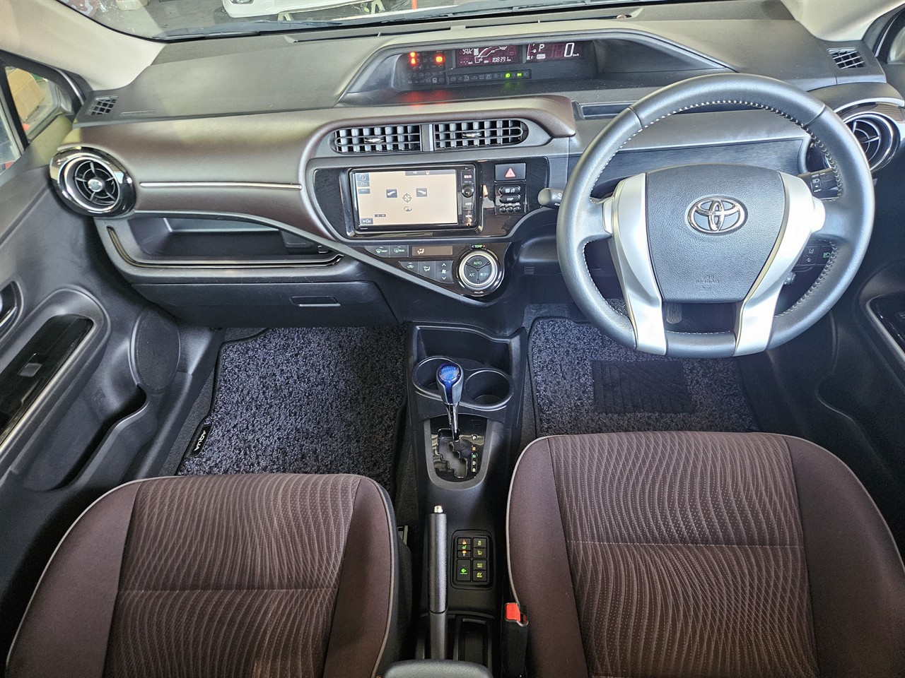 2016 Toyota Aqua