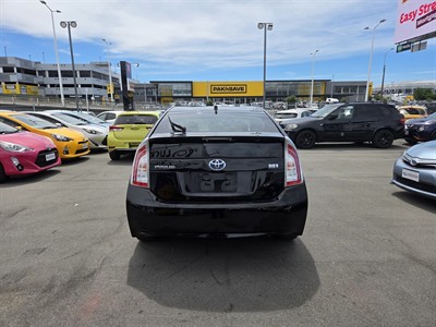 2012 Toyota Prius - Thumbnail