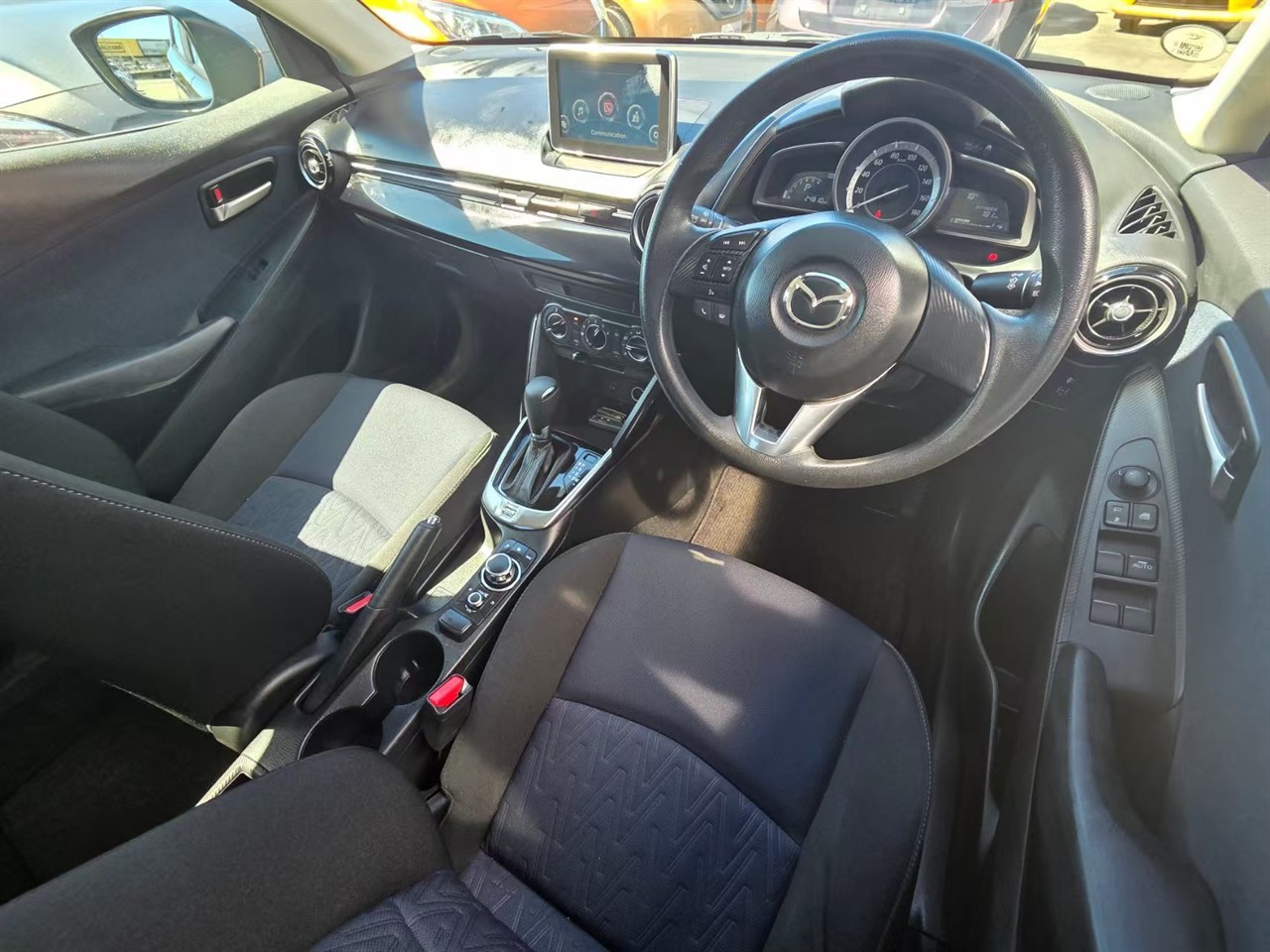2016 Mazda Demio