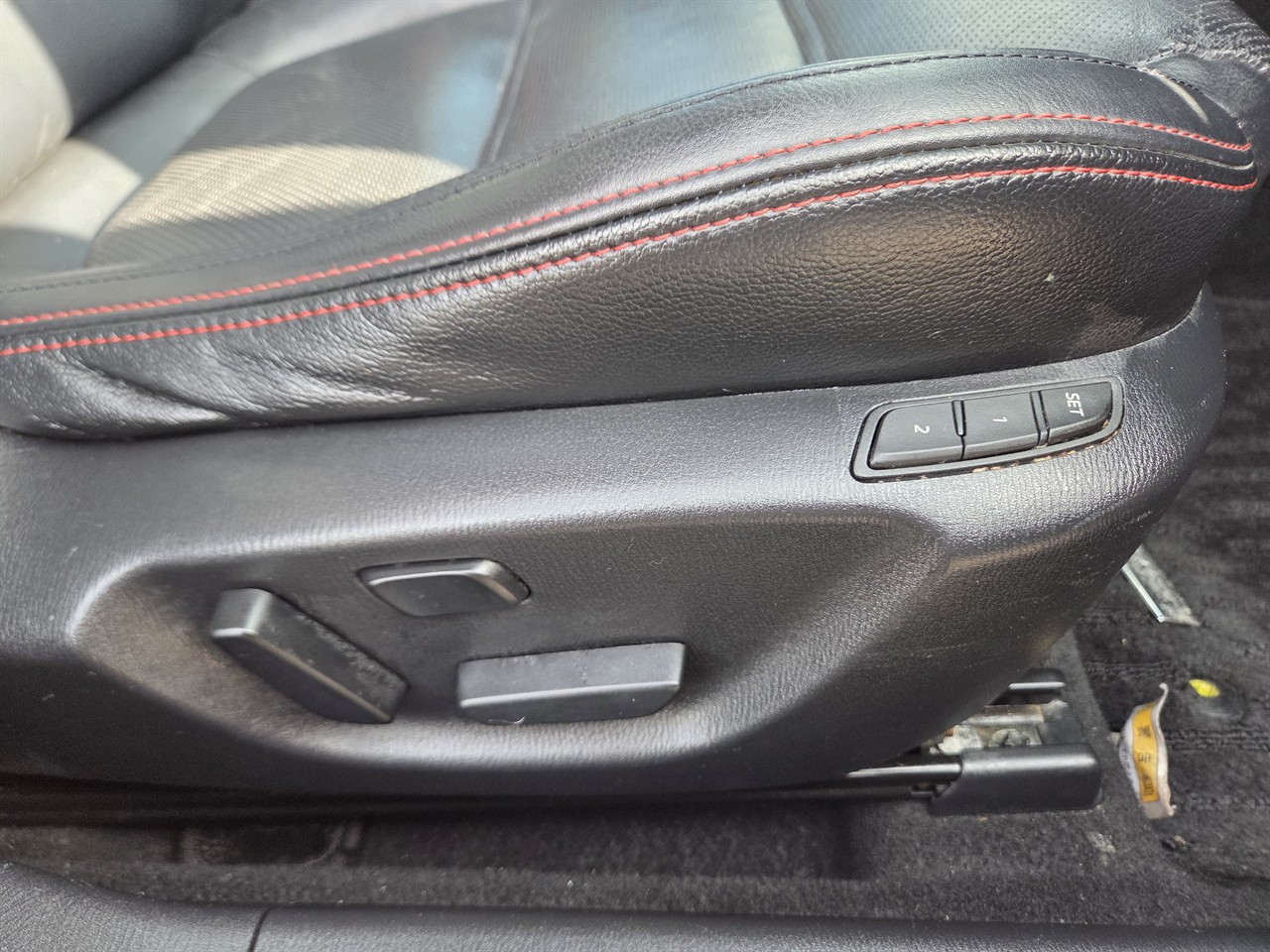 2012 Mazda Atenza