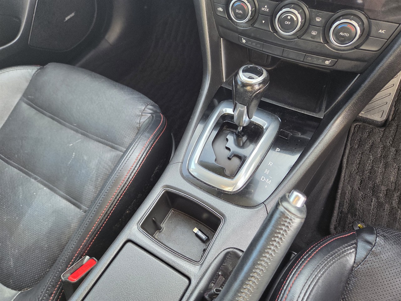 2012 Mazda Atenza