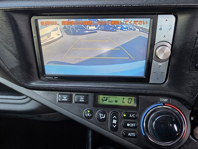 2012 Toyota Aqua - Thumbnail