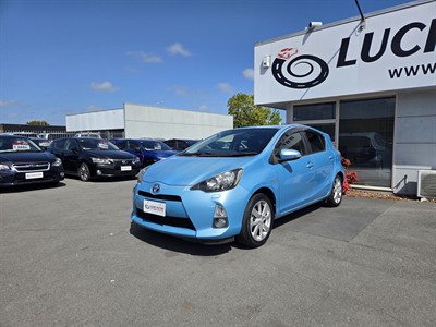 2012 Toyota Aqua - Thumbnail