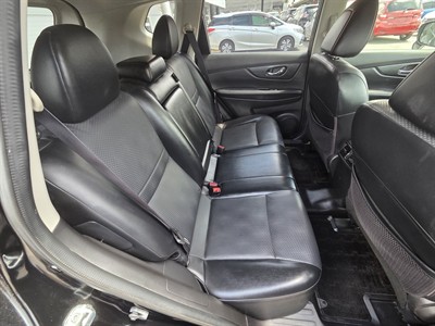 2014 Nissan X-TRAIL - Thumbnail