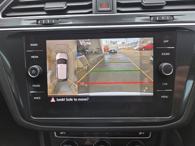 2017 Volkswagen Tiguan - Thumbnail