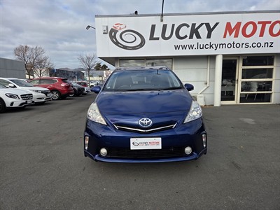 2013 Toyota Prius - Thumbnail