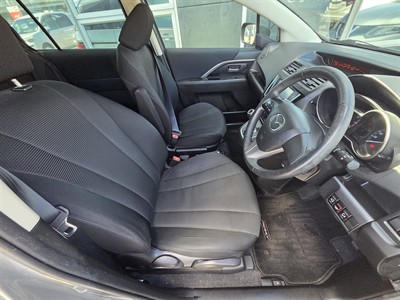 2017 Mazda Premacy - Thumbnail