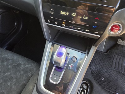 2016 Honda Fit - Thumbnail