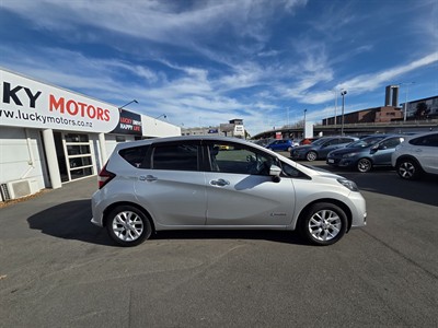 2017 Nissan Note - Thumbnail