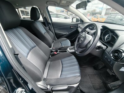 2015 Mazda Demio - Thumbnail