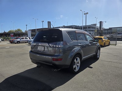 2006 Mitsubishi OUTLANDER - Thumbnail