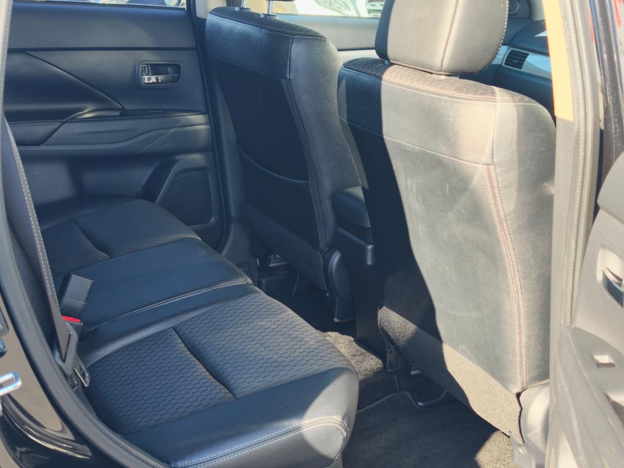 2014 Mitsubishi OUTLANDER