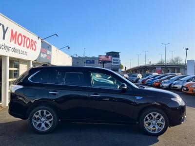 2014 Mitsubishi OUTLANDER - Thumbnail