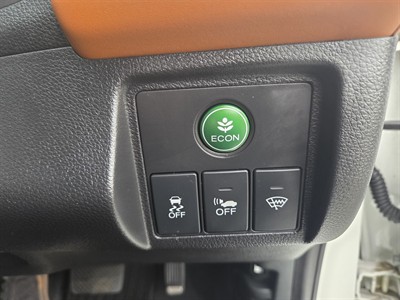 2015 Honda VEZEL - Thumbnail