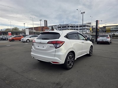 2015 Honda VEZEL - Thumbnail