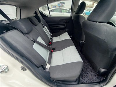 2014 Toyota Aqua - Thumbnail